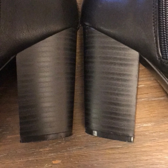 Breckelle’s Booties - Picture 6 of 8